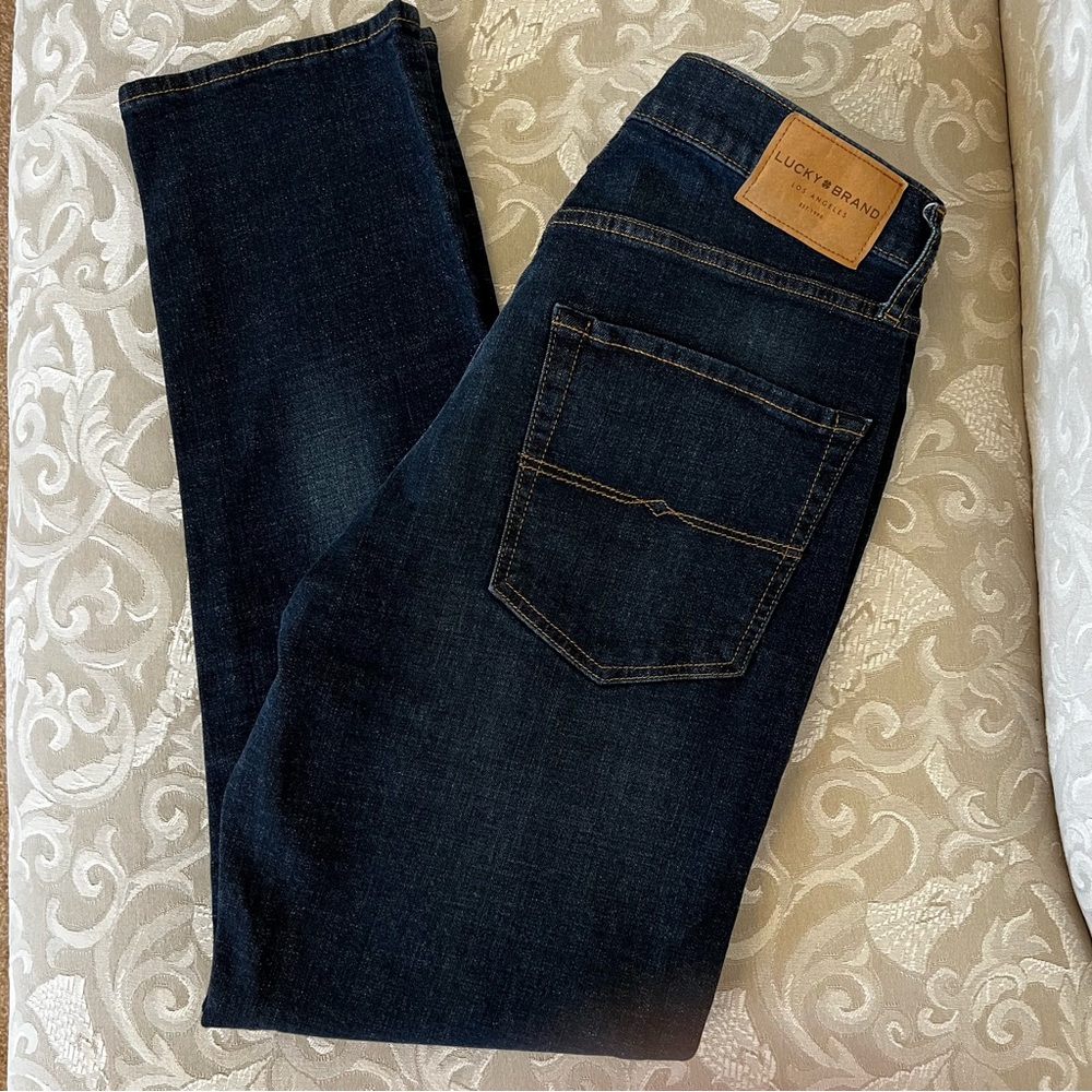 ❤️SOLD❤️ Men’s Lucky Brand 410 Athletic Slim Jeans, 31x32